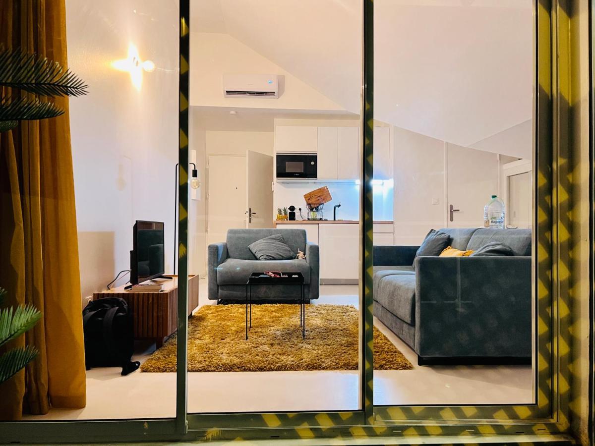 Appartement Appart. avec grande terrasse vue océan à Saint-Gilles Les Bains Extérieur photo